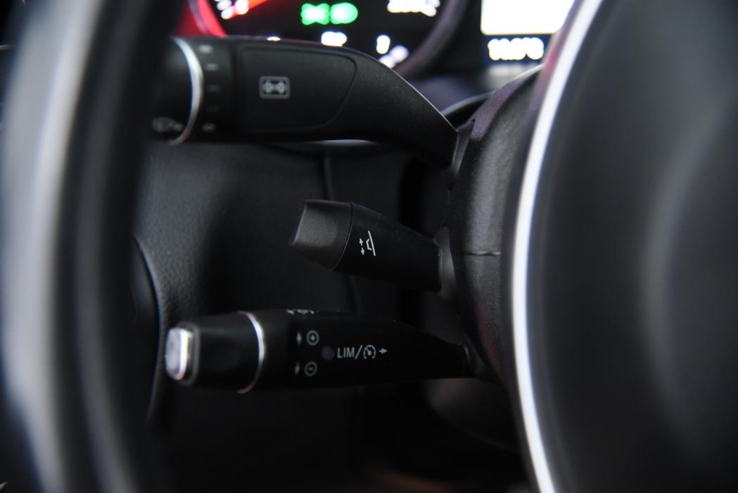 MERCEDES-BENZ C 2018