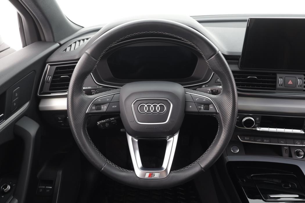 AUDI Q5 2023