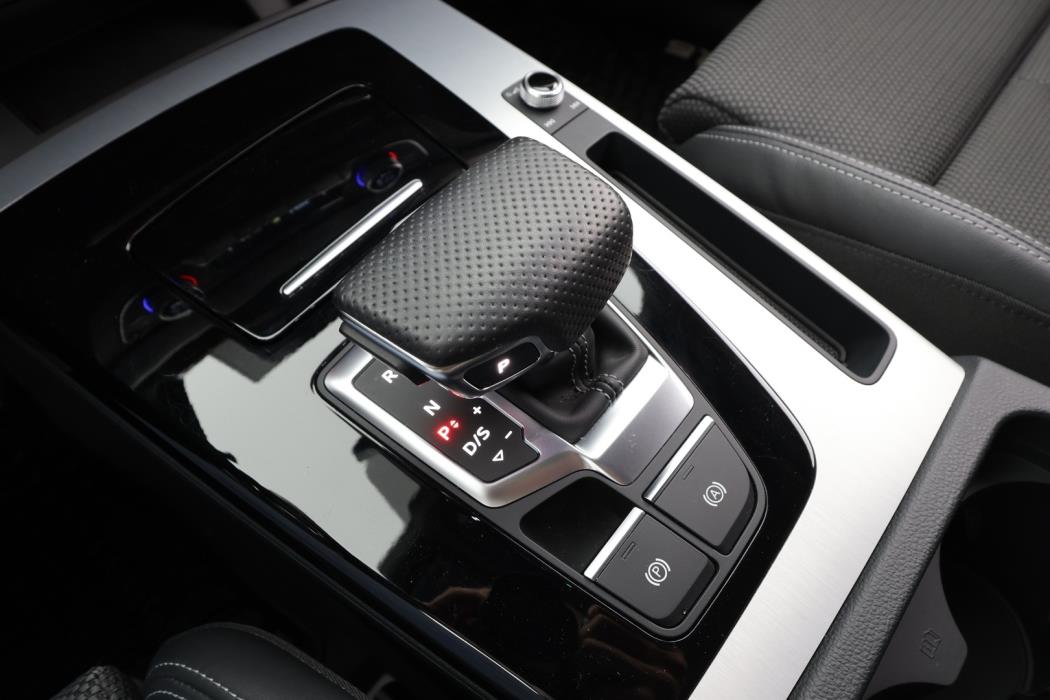 AUDI Q5 2023