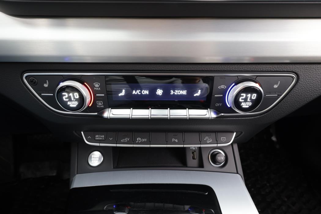 AUDI Q5 2023