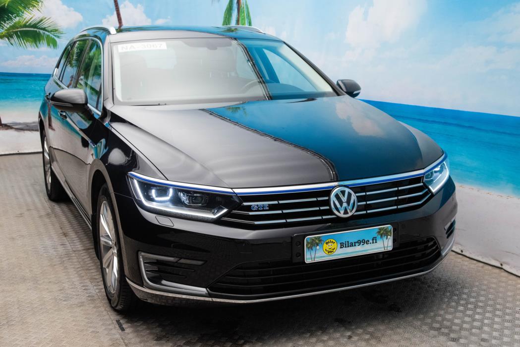 VOLKSWAGEN PASSAT 2018