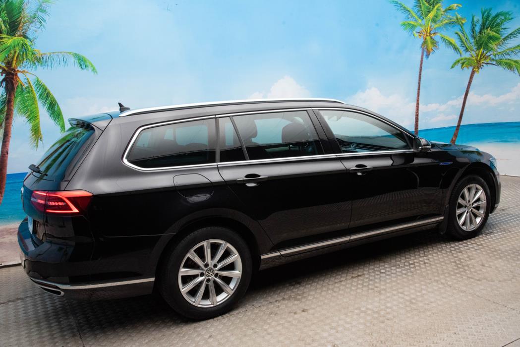 VOLKSWAGEN PASSAT 2018