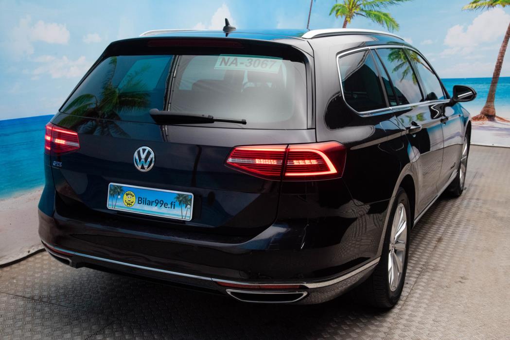 VOLKSWAGEN PASSAT 2018