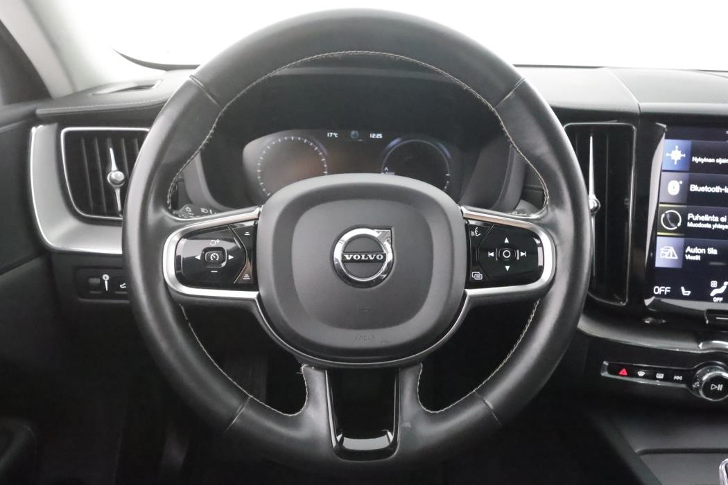VOLVO XC60 2020