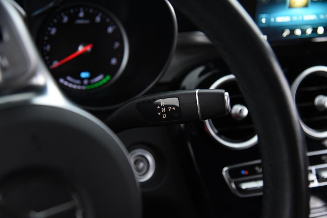 MERCEDES-BENZ GLC 2020