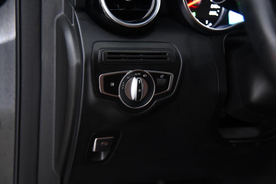 MERCEDES-BENZ GLC 2020