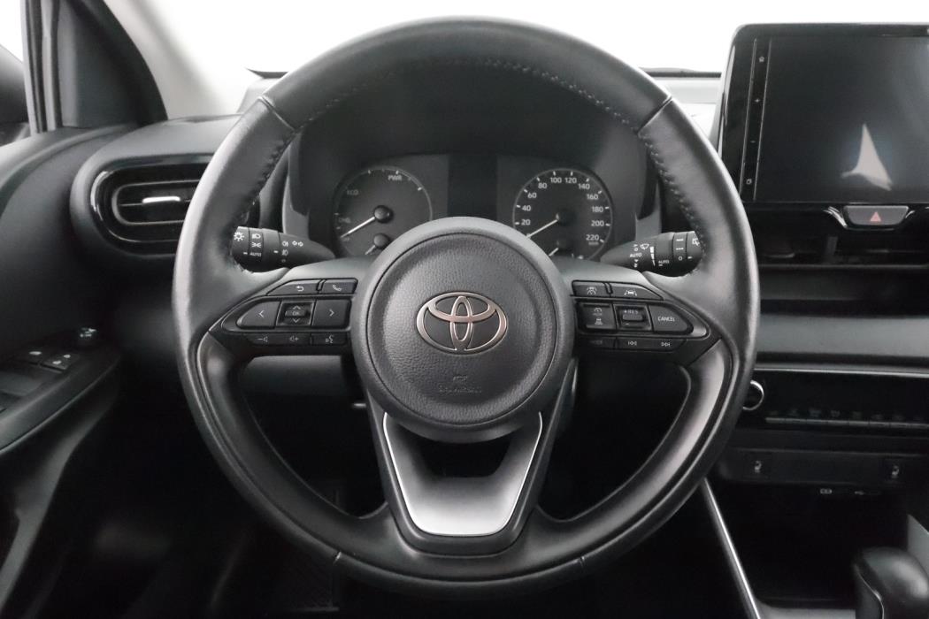 TOYOTA Yaris 2024