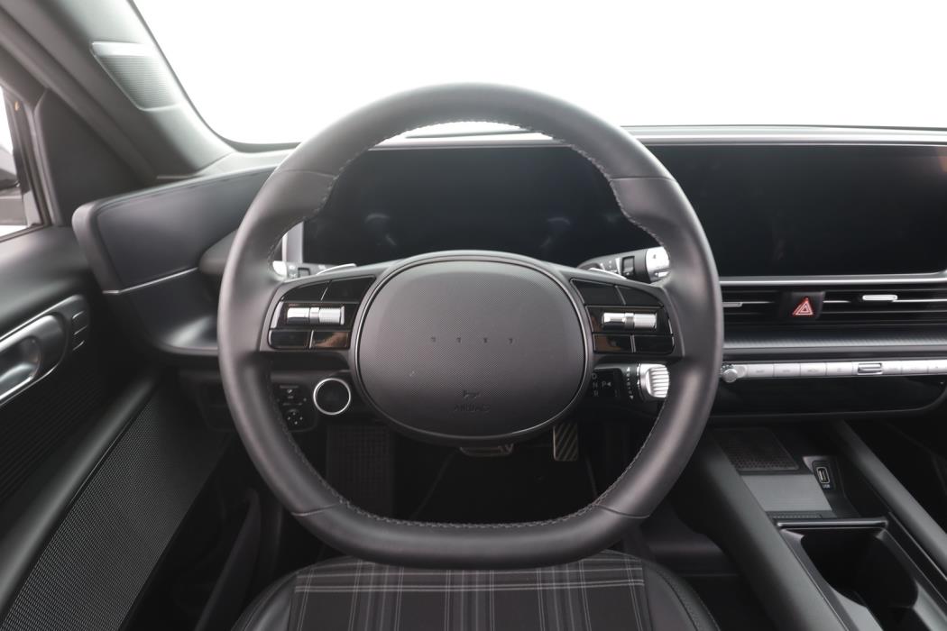 HYUNDAI IONIQ 6 2023