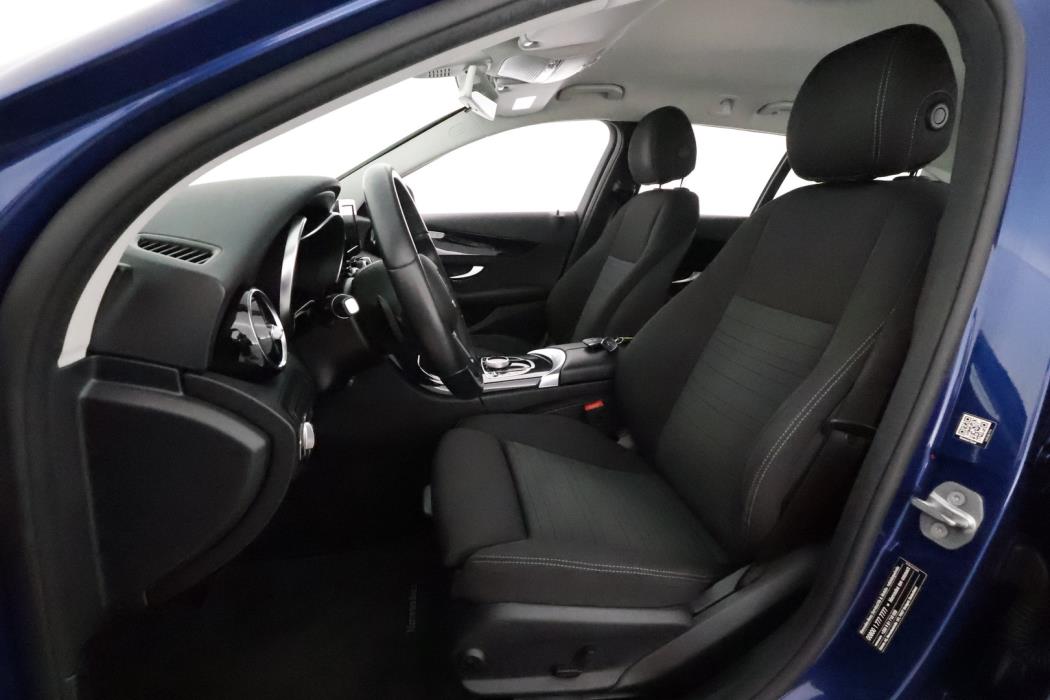 MERCEDES-BENZ C 2019