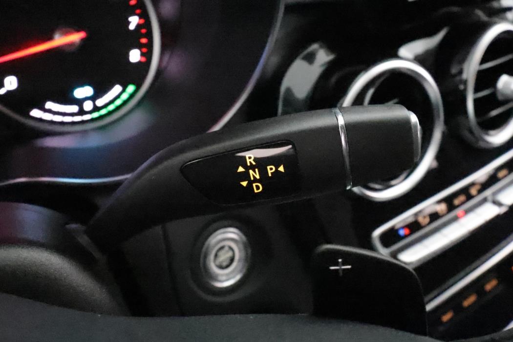 MERCEDES-BENZ C 2019