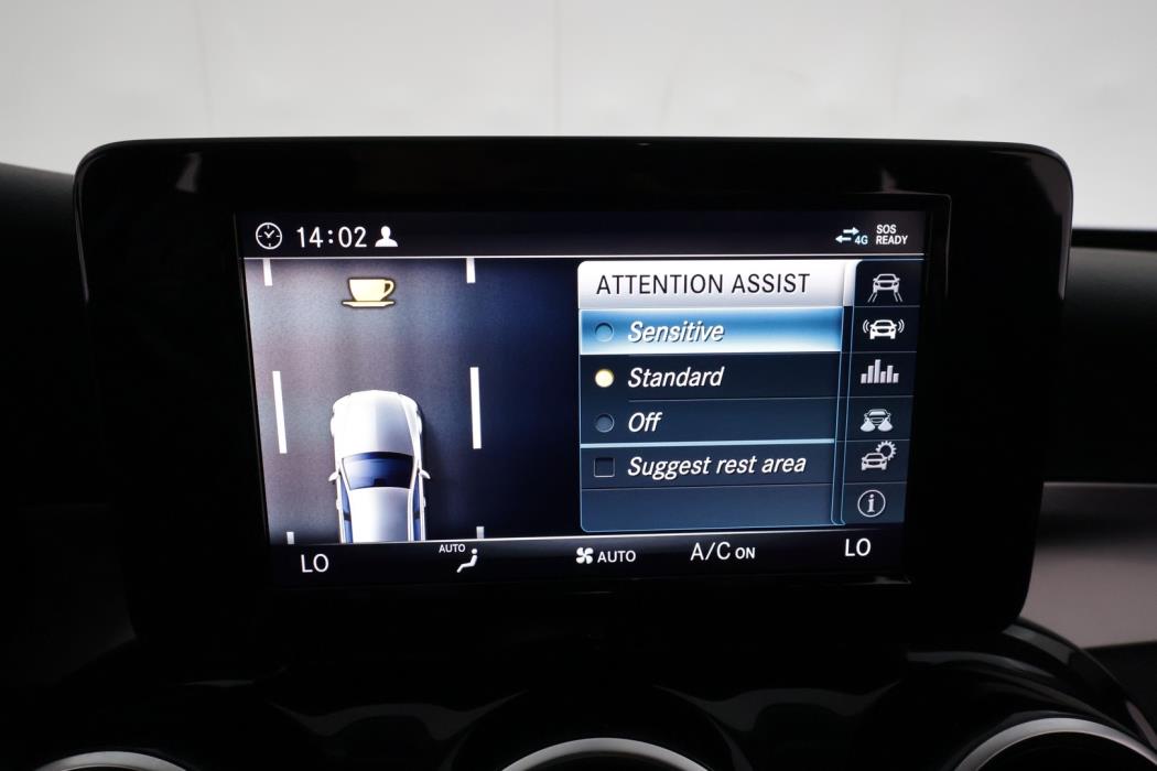 MERCEDES-BENZ C 2019