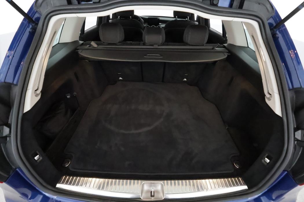 MERCEDES-BENZ C 2019