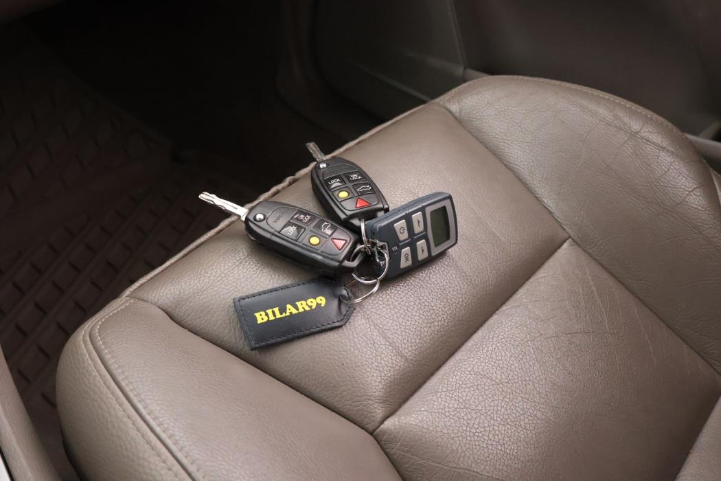 VOLVO V70 2006