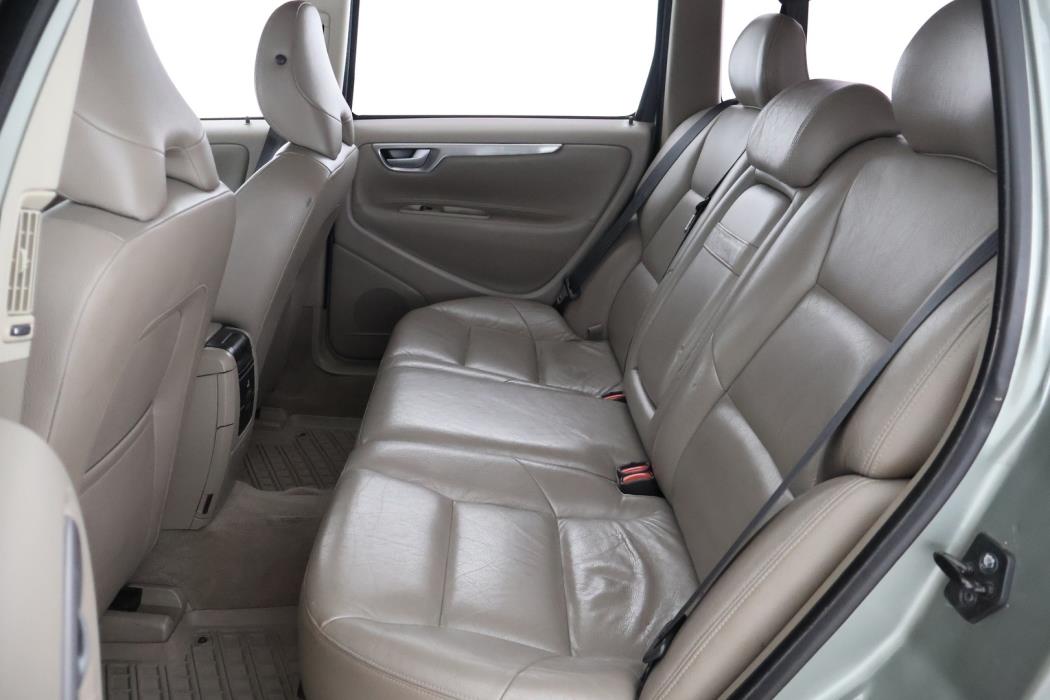 VOLVO V70 2006