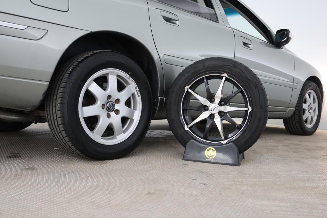 VOLVO V70 2006