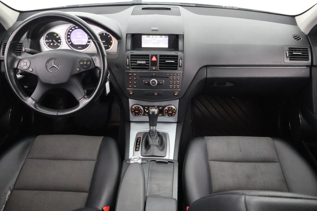 MERCEDES-BENZ C 2009