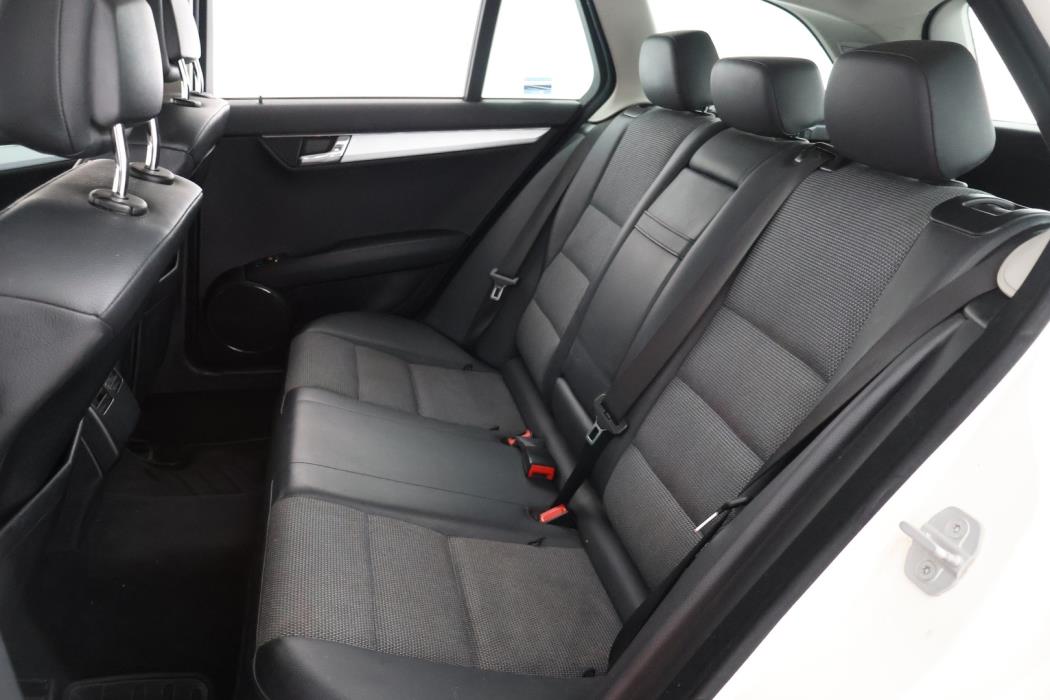 MERCEDES-BENZ C 2009