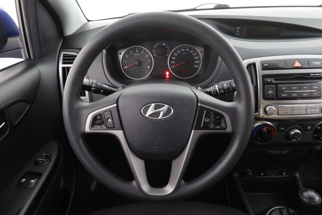 HYUNDAI i20 5d 2013