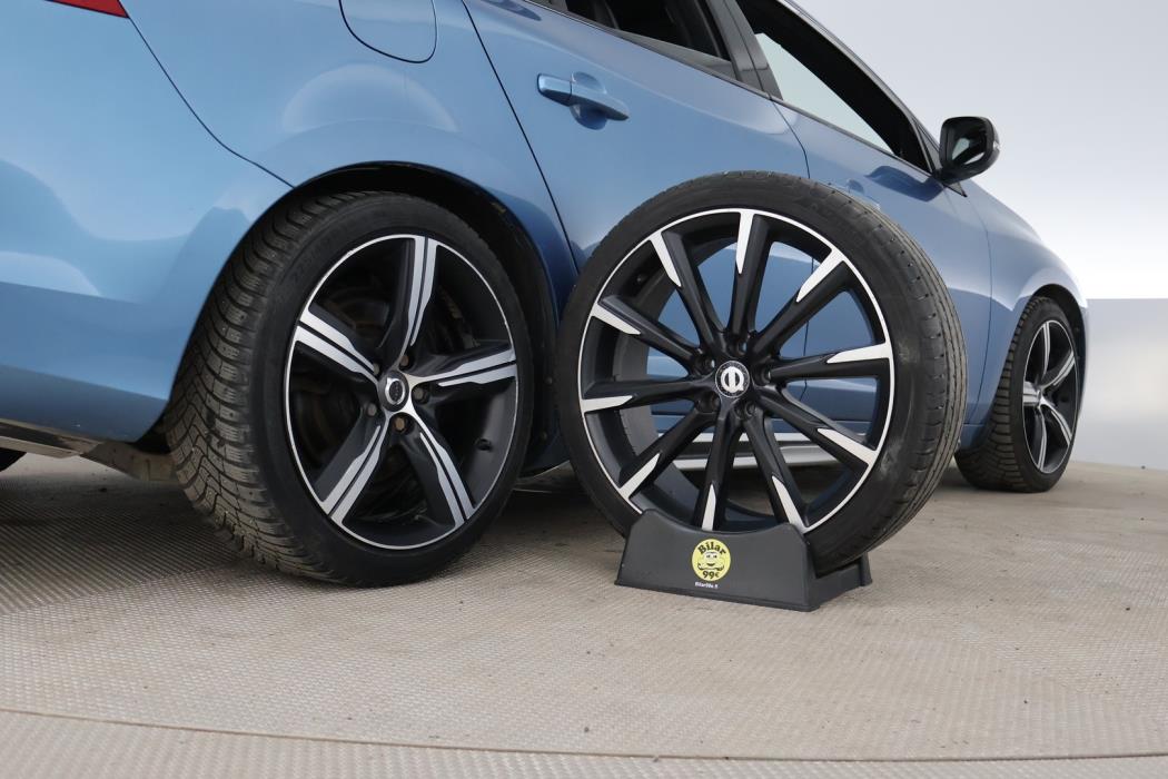 VOLVO V60 2014