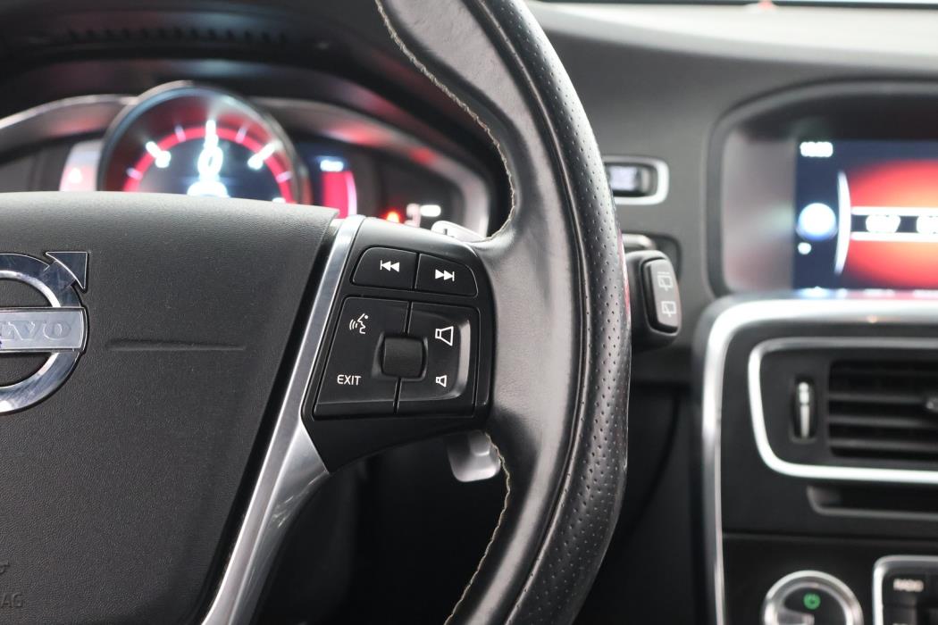 VOLVO V60 2014