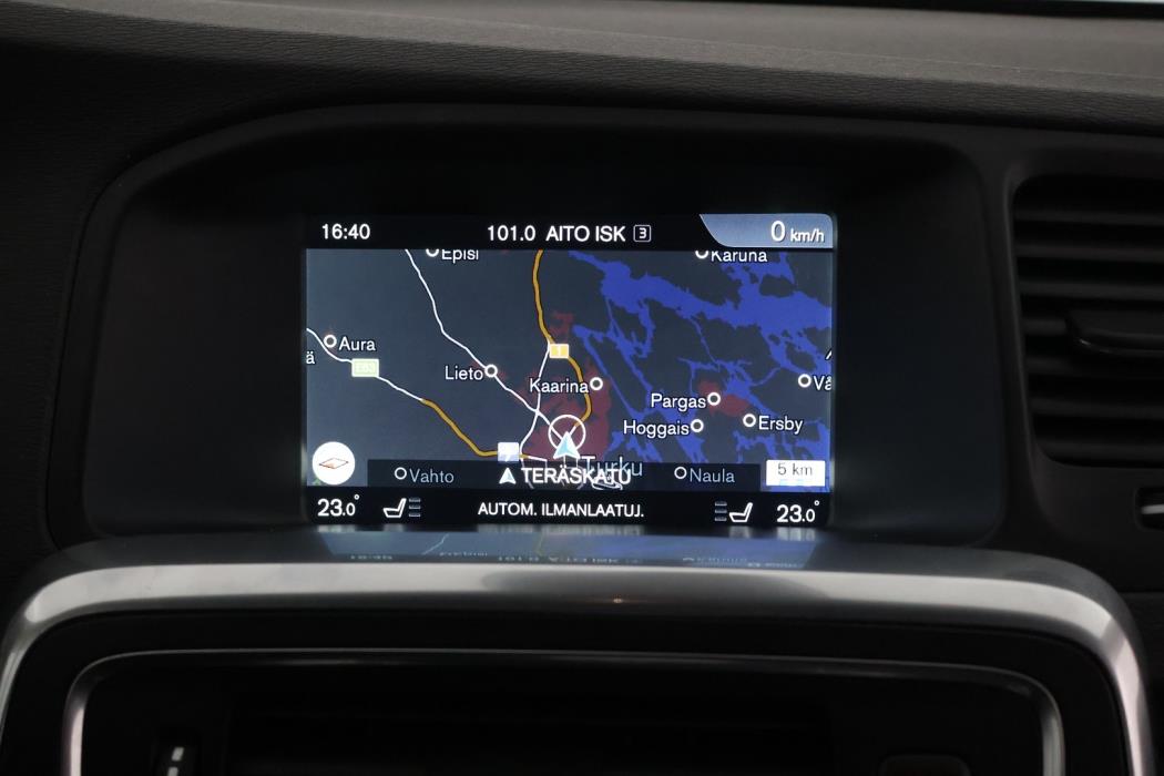 VOLVO V60 2014