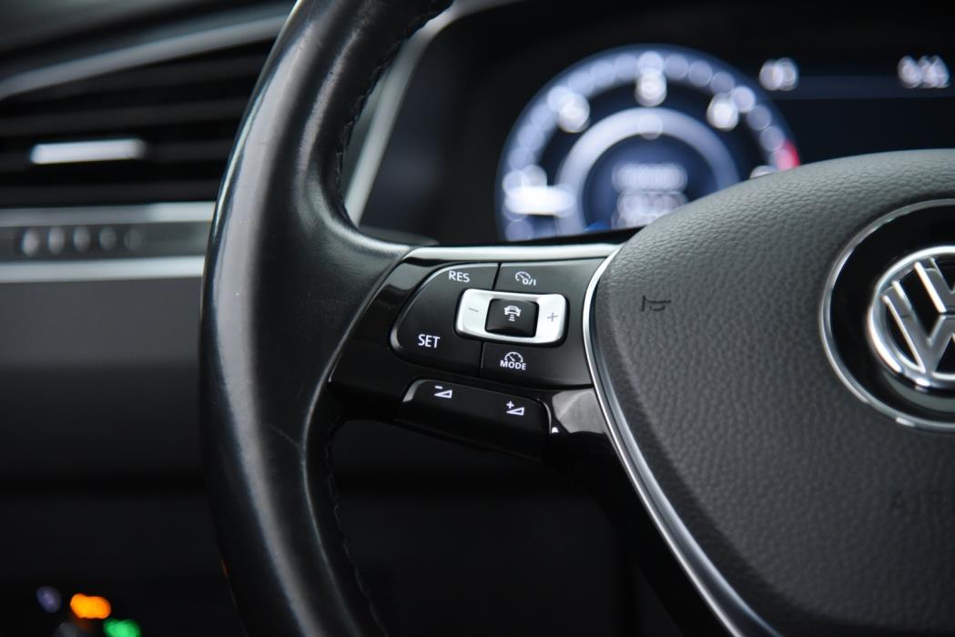 VOLKSWAGEN Tiguan 2017