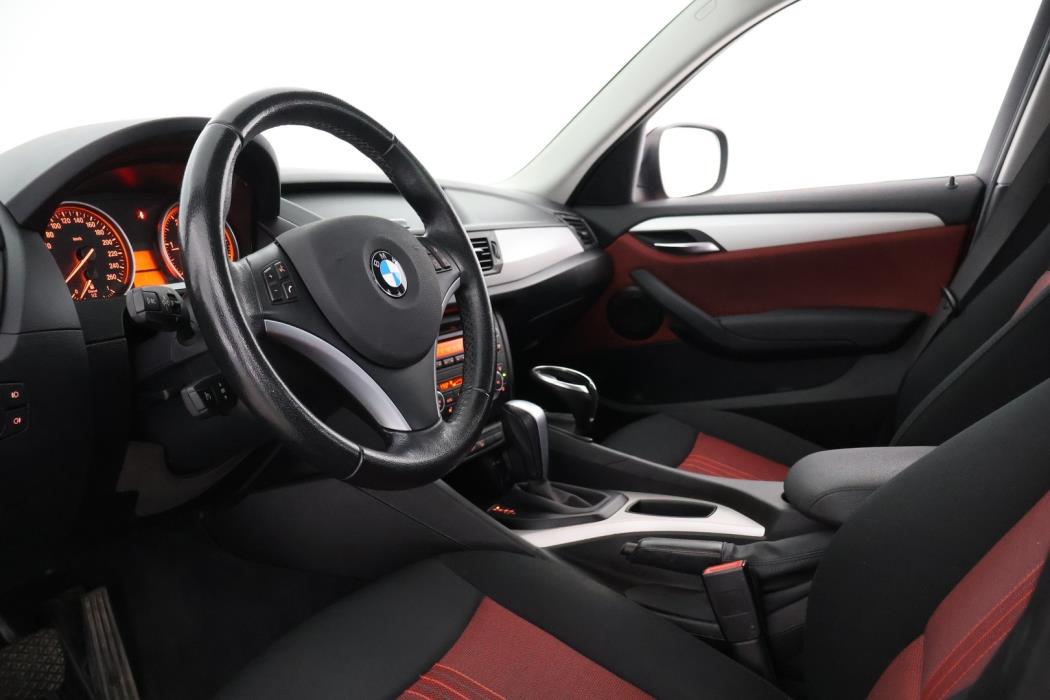 BMW X1 2011