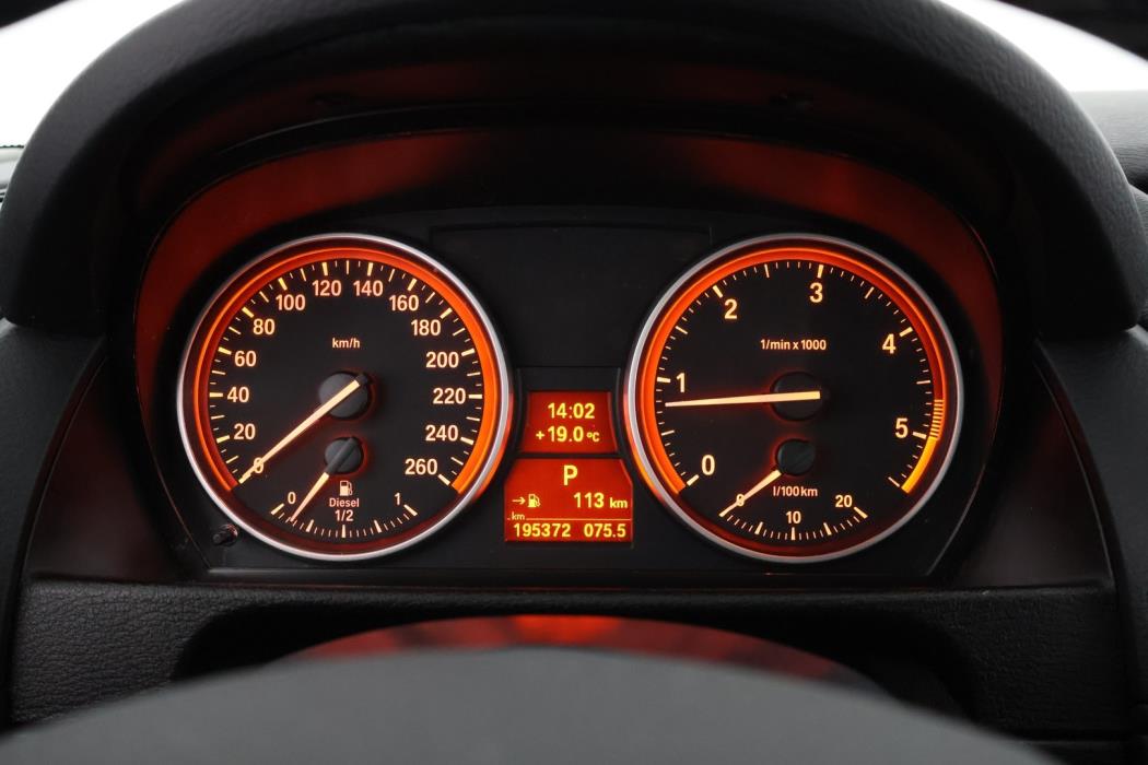 BMW X1 2011