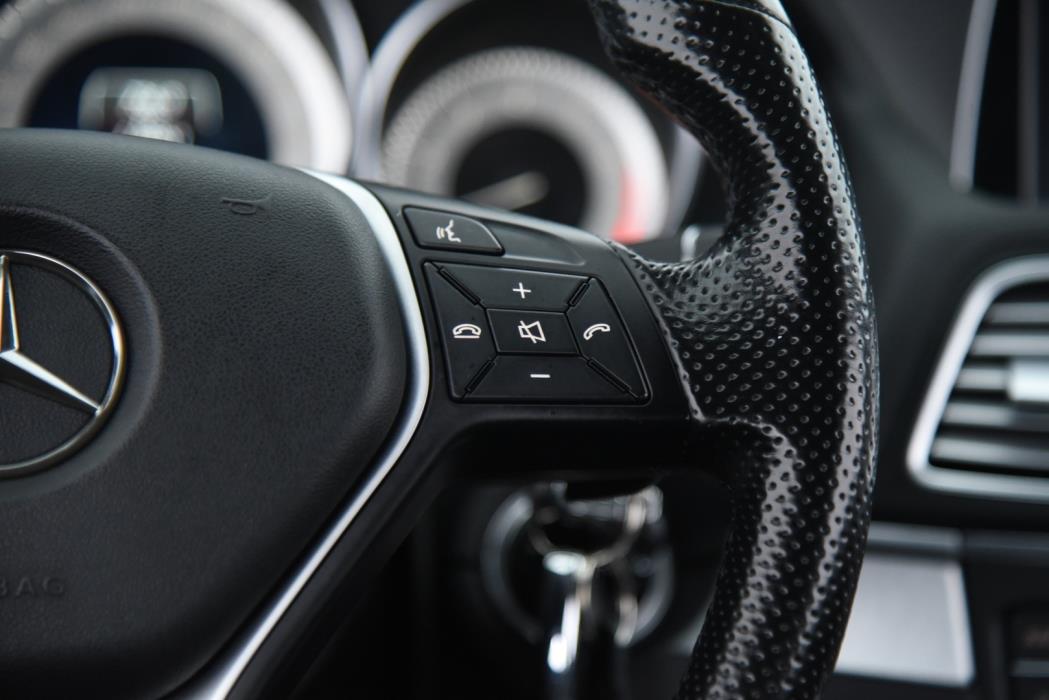 MERCEDES-BENZ E 2015