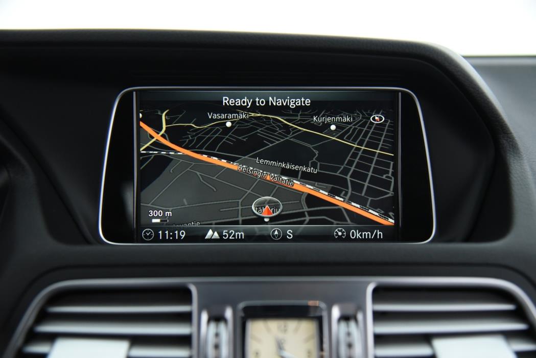 MERCEDES-BENZ E 2015