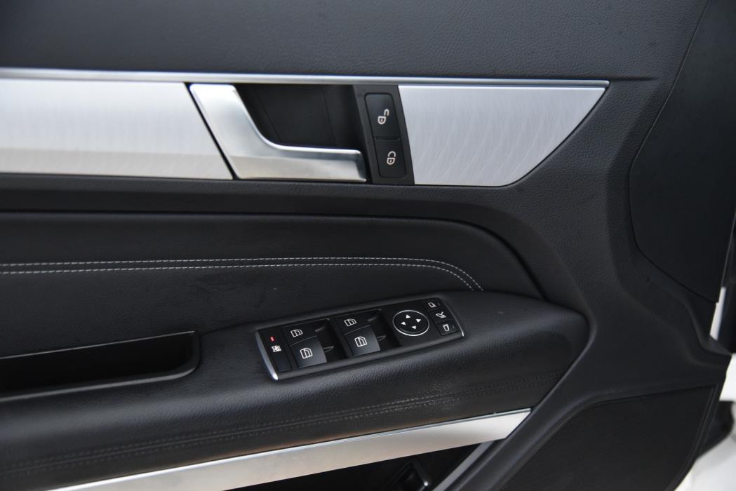 MERCEDES-BENZ E 2015