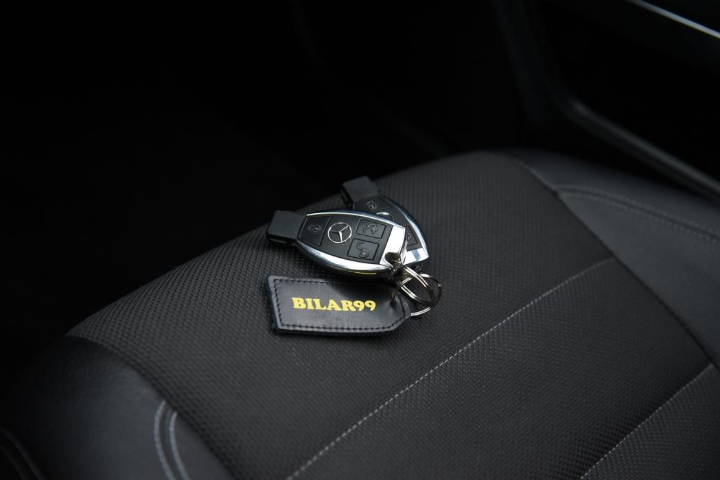 MERCEDES-BENZ E 2015