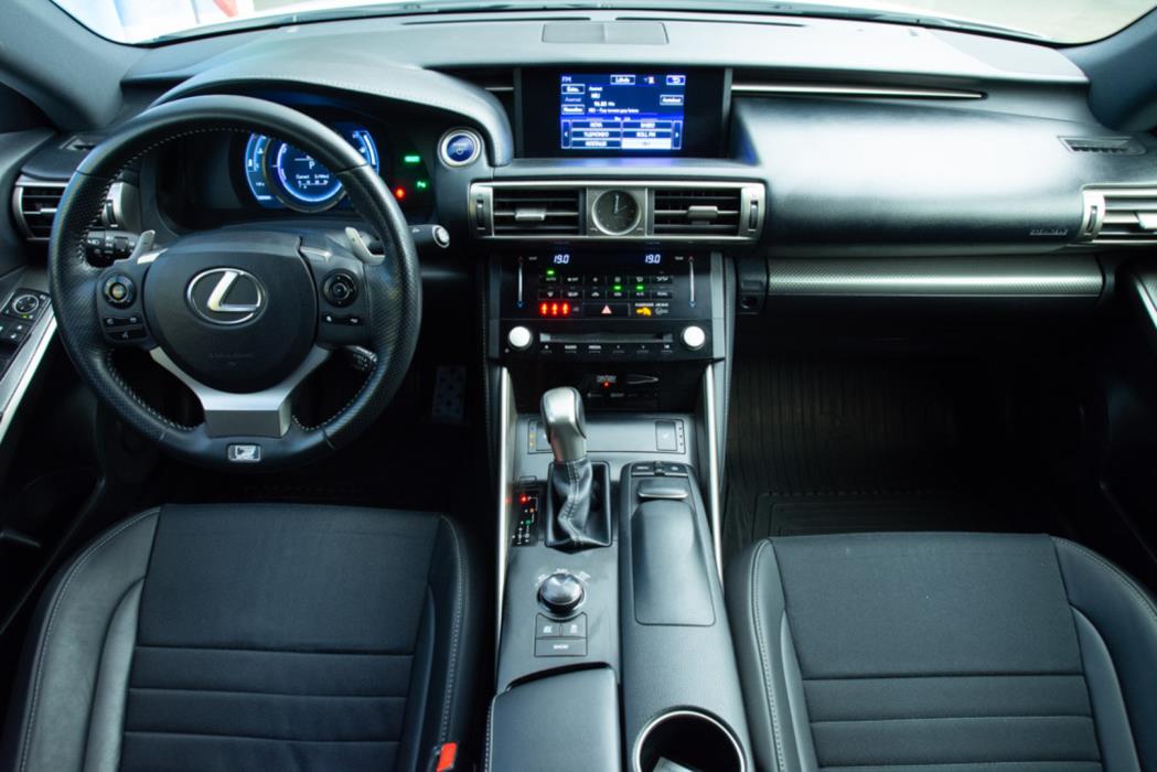 LEXUS IS 2014