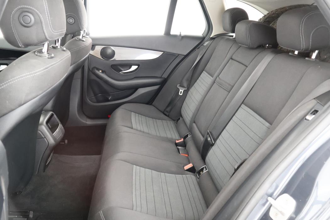 MERCEDES-BENZ C 2016