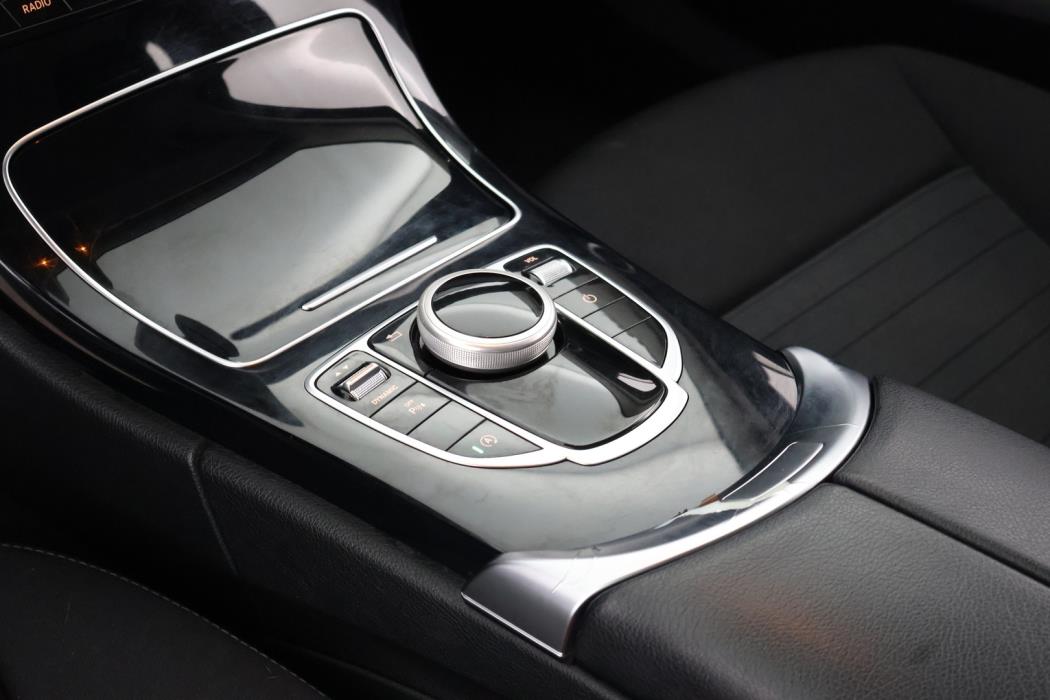 MERCEDES-BENZ C 2016
