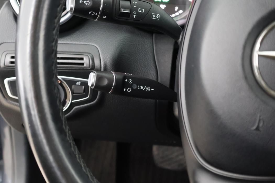 MERCEDES-BENZ C 2016