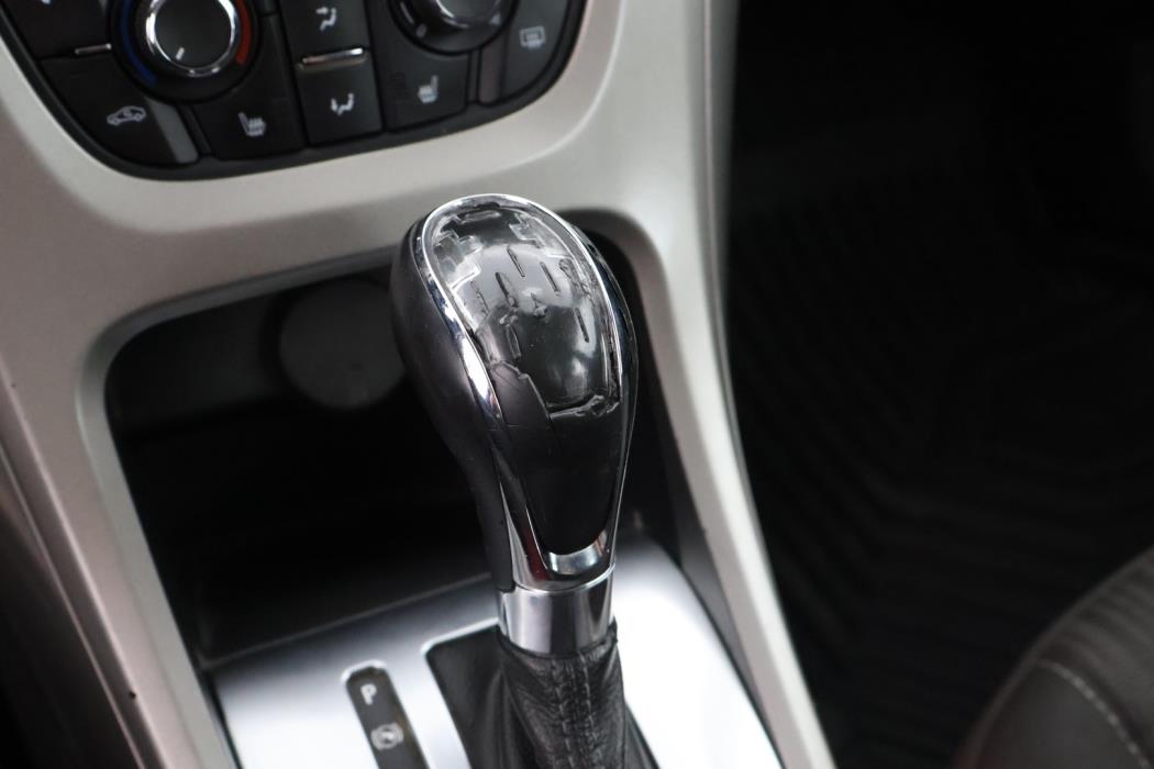 OPEL Astra 2012