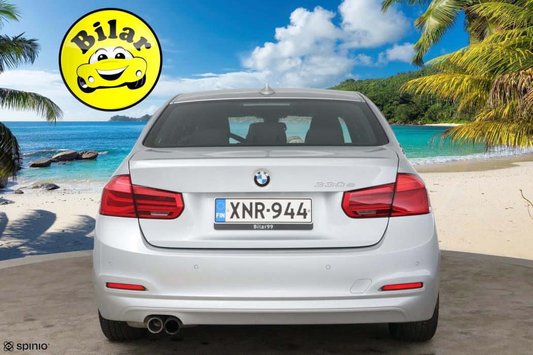 BMW 330 2017
