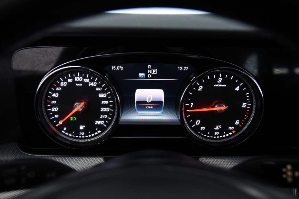 MERCEDES-BENZ E 2017