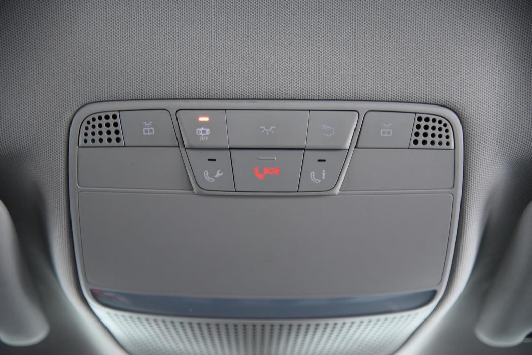 MERCEDES-BENZ E 2017