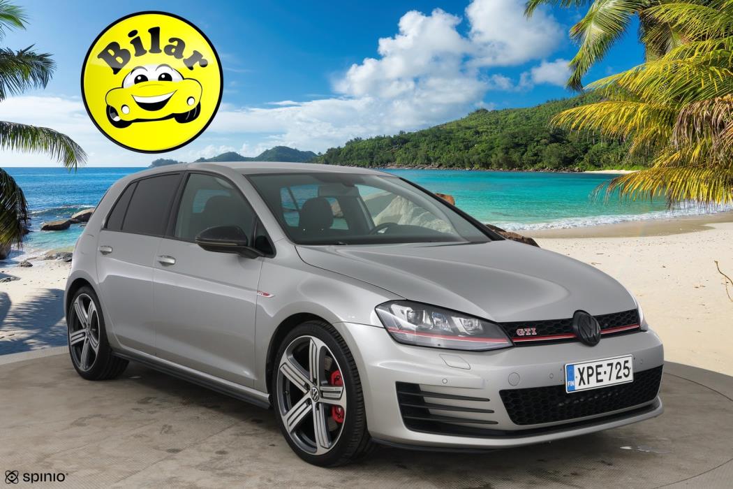 VOLKSWAGEN Golf 2014