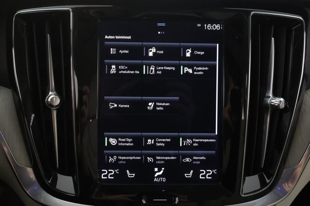 VOLVO V60 2022