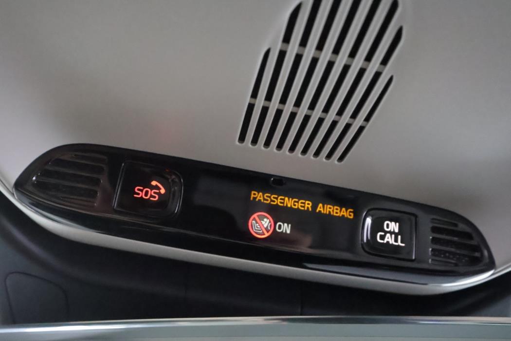 VOLVO V60 2022