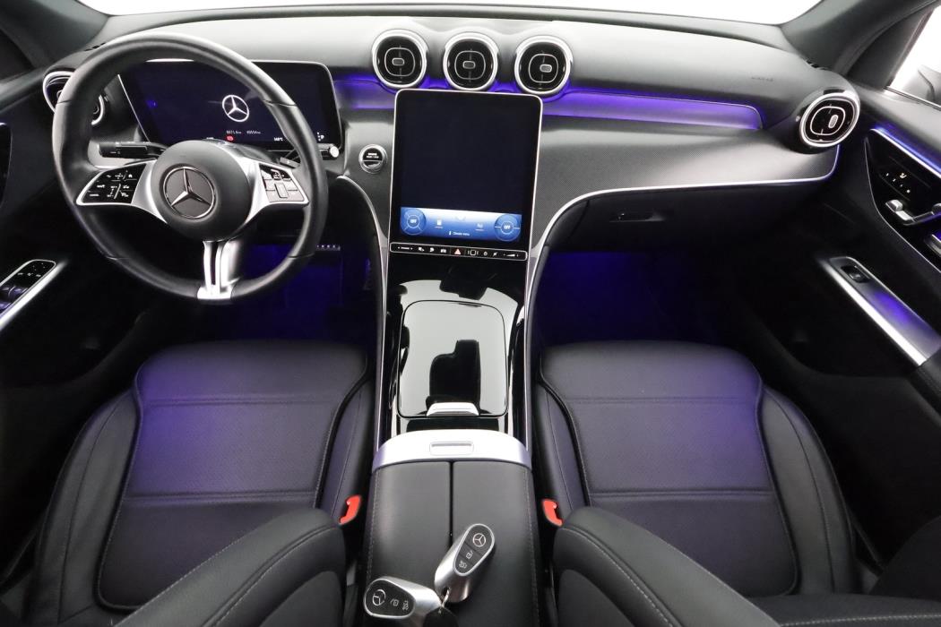 MERCEDES-BENZ GLC 2024