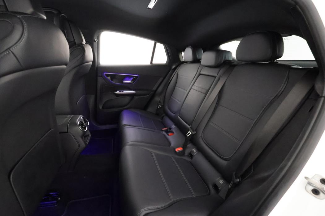 MERCEDES-BENZ GLC 2024