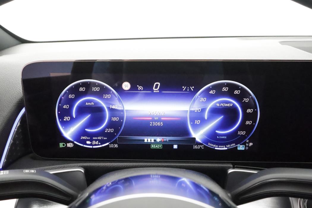 MERCEDES-BENZ EQB 2024