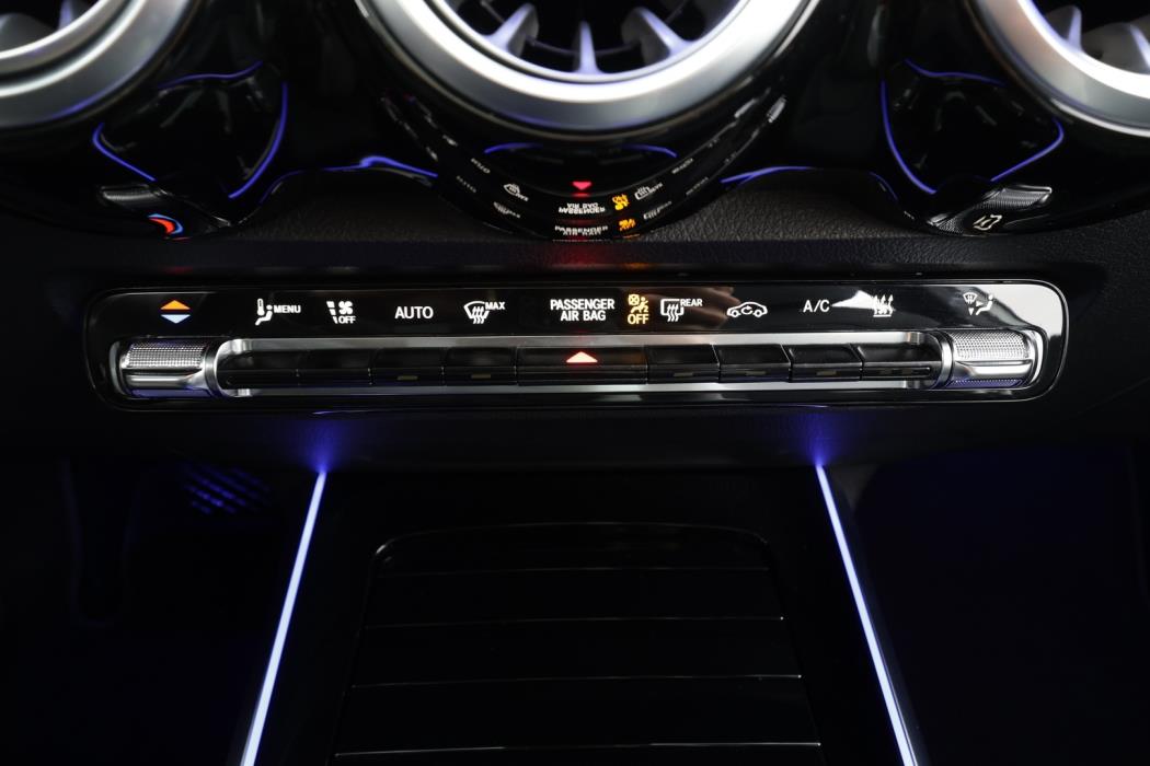 MERCEDES-BENZ EQB 2024