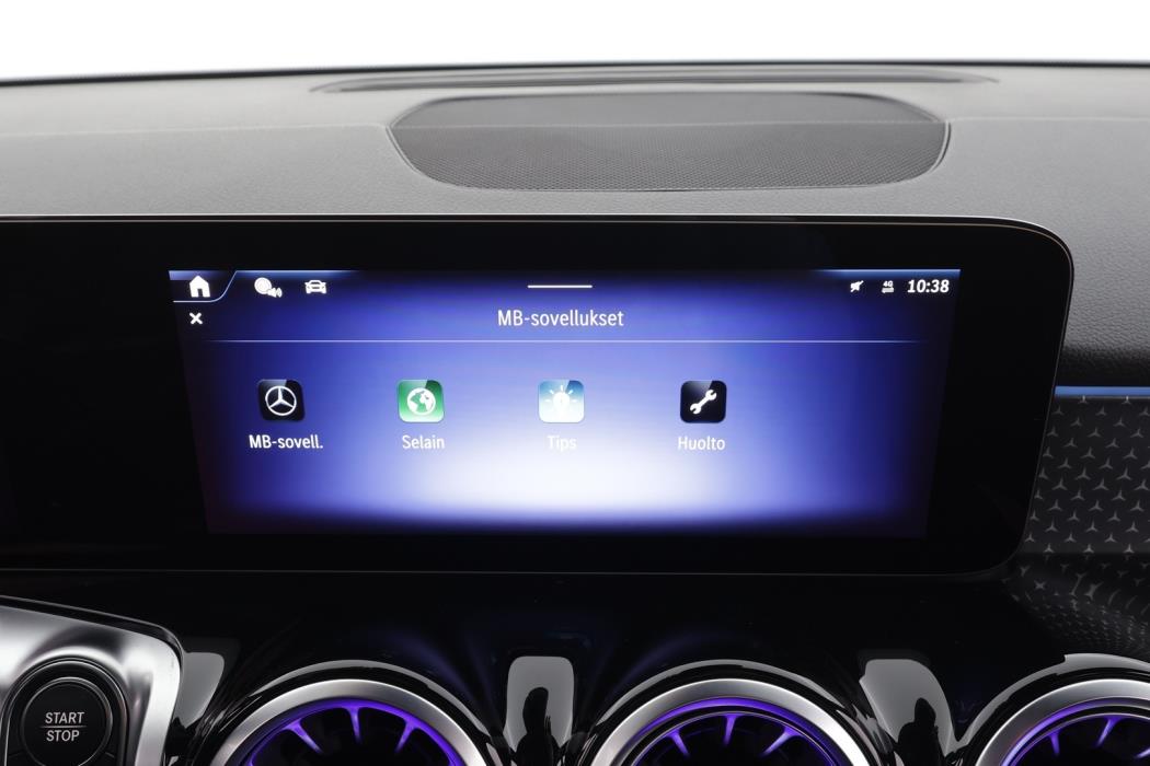 MERCEDES-BENZ EQB 2024