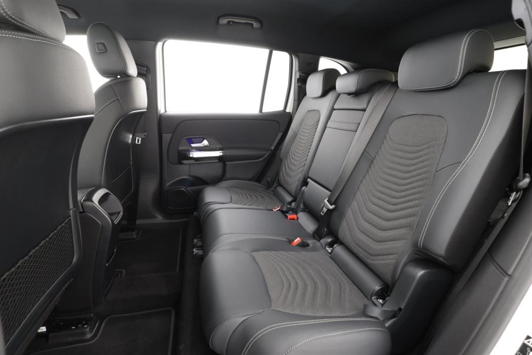 MERCEDES-BENZ EQB 2024