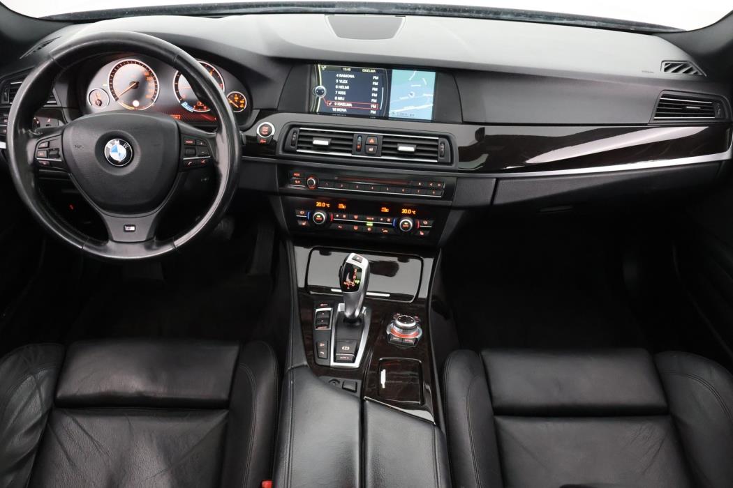 BMW 530 2011
